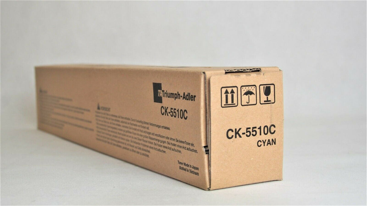 Original Triumph Adler CK-5510 Cyan Toner 1T02R4CTA0 für 300ci 301ci NEU OVP