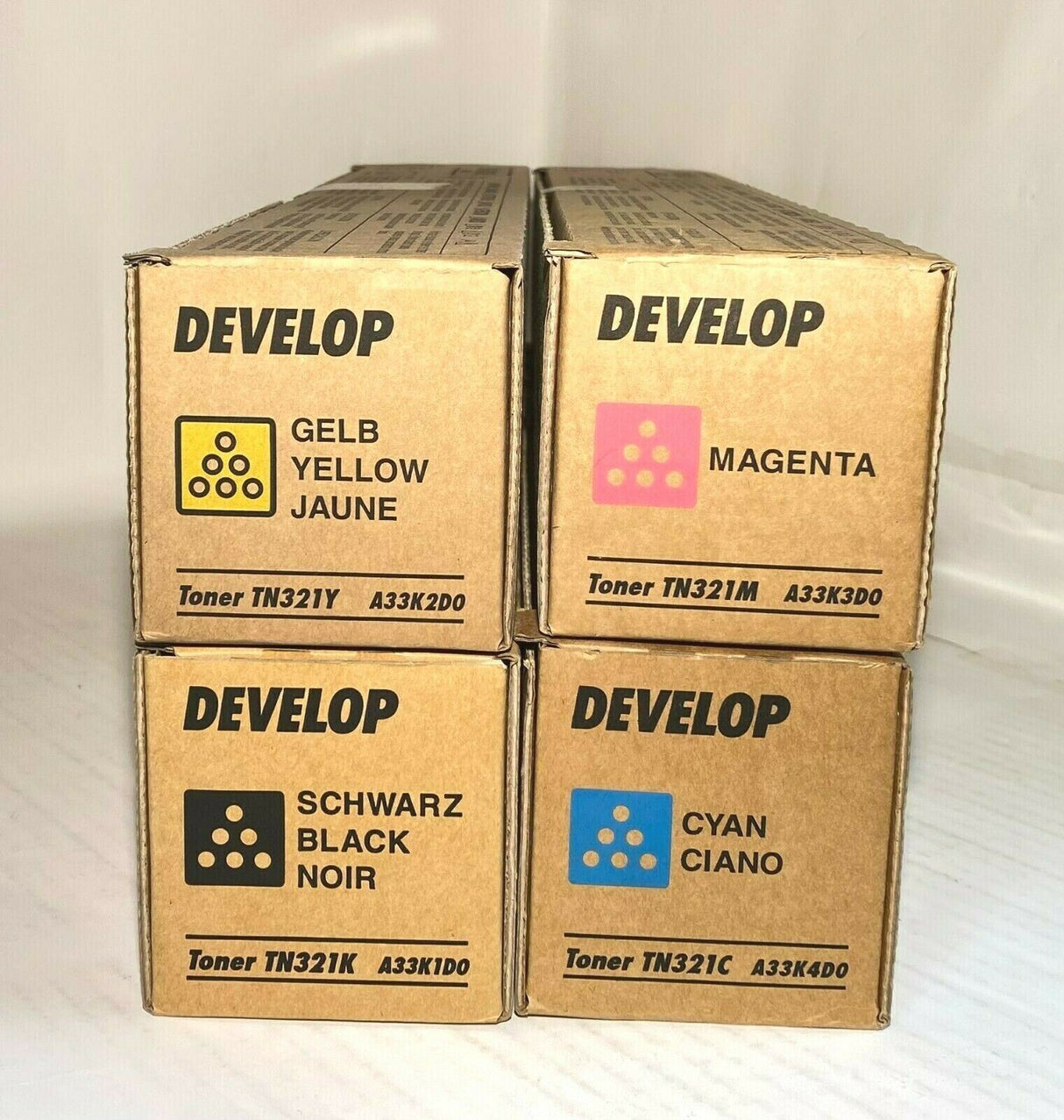 4 x Original Toner DEVELOP INEO +224 +284 +364 / TN321K TN321C TN321M TN321Y NEU