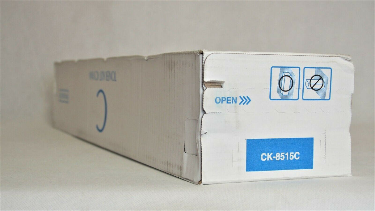 "Originele Triumph Adler CK 8515 C Toner Cyaan 1T02NDCNL0 voor 7006ci 8006ci NIEUW OV